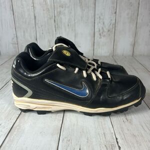 Nike softball shoe Womens 10‎